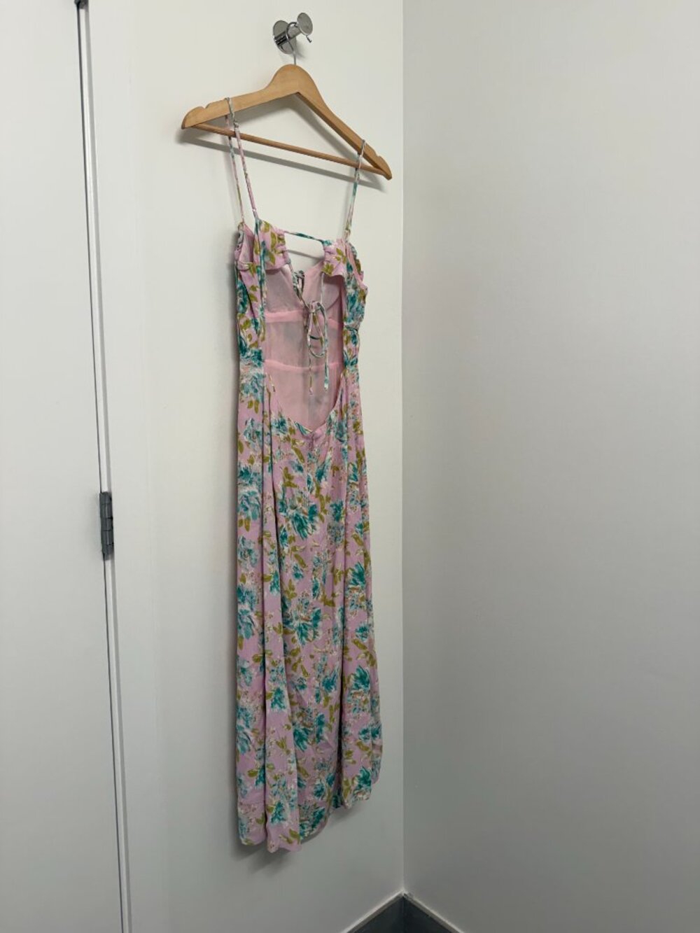 ASTR the Label “Verana Dress” - Picture 4 of 10